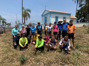 Turma reunida na Igrejinha dos Buenos